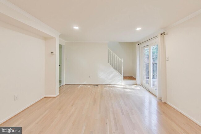 Building Photo - 8932 Barrowgate Ct