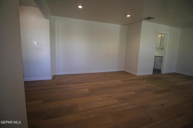 Building Photo - 19014 Armington Dr
