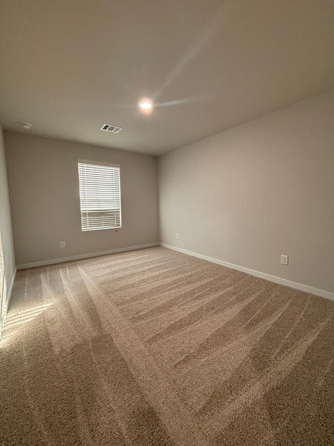 Building Photo - 7910 Alset Dr