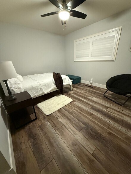 Building Photo - 776 Tiffany Pl