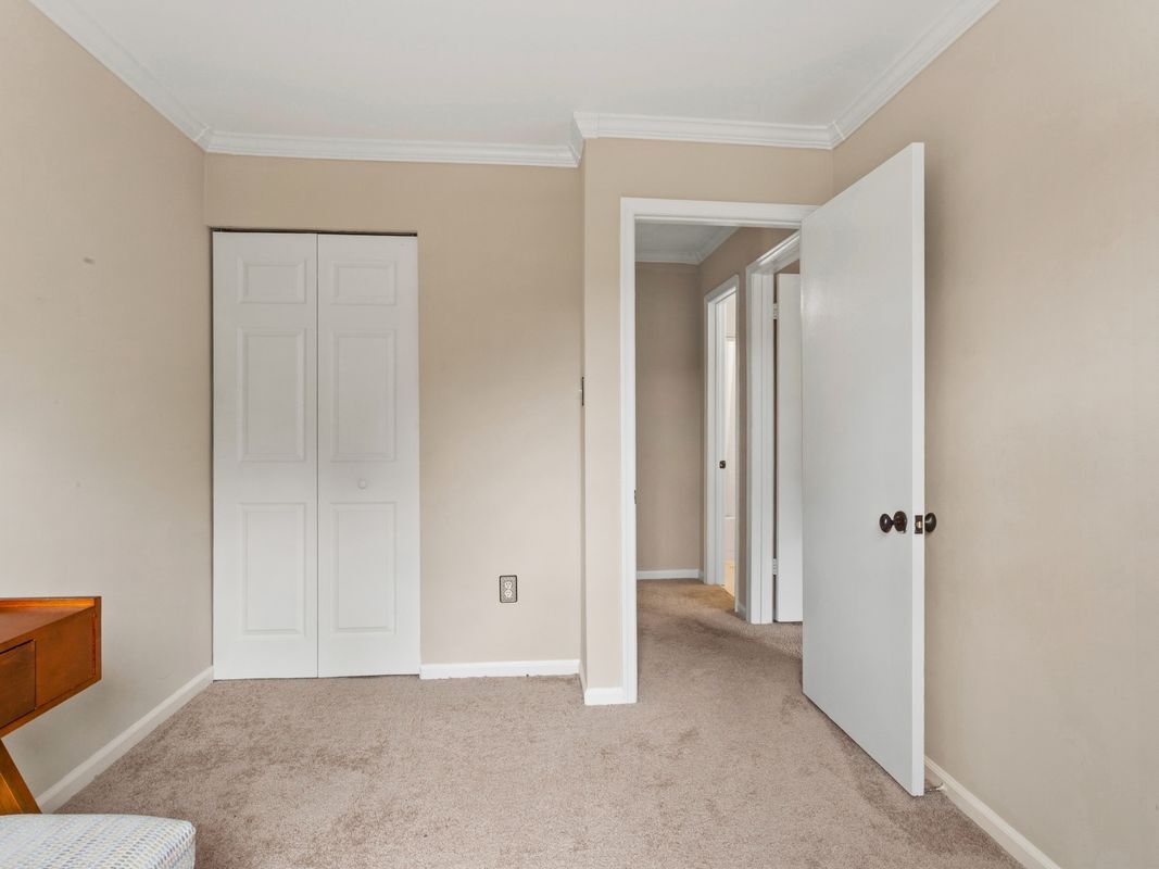 Building Photo - 1488 Orleans Ct