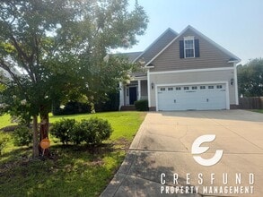 Building Photo - Spacious 3Br 2.5 Bath with Bonus room Fenced in yard