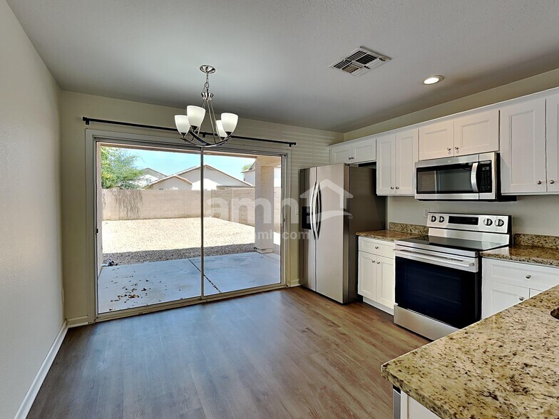 Building Photo - 15374 W Gelding Dr