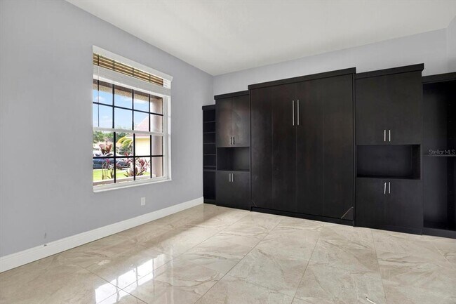 Building Photo - 544 Lake Cypress Cir