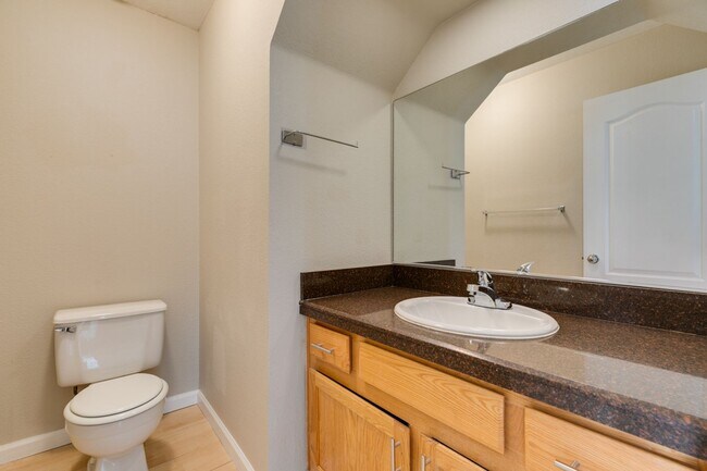 Building Photo - Beautiful Summerlin Home – 3 Bed, 2.5 Bath...