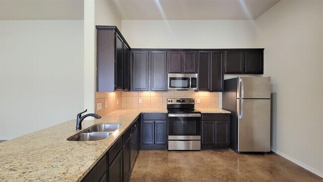Building Photo - Serene Haven: Beautiful Duplex Living in N...