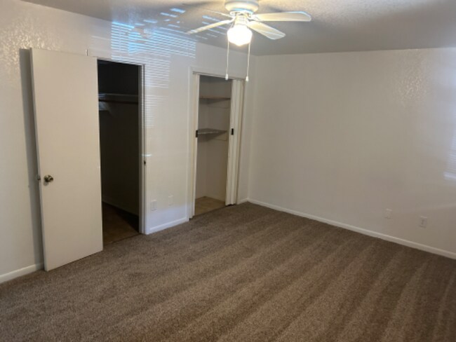 Building Photo - 322 S Waco St