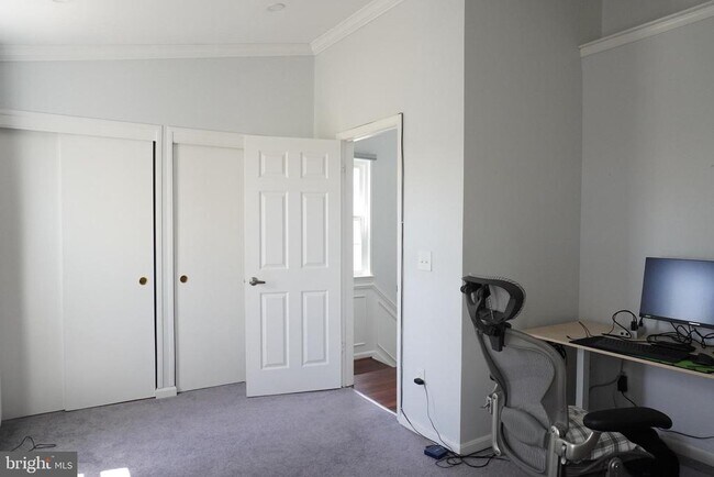 Building Photo - 13998 New Braddock Rd