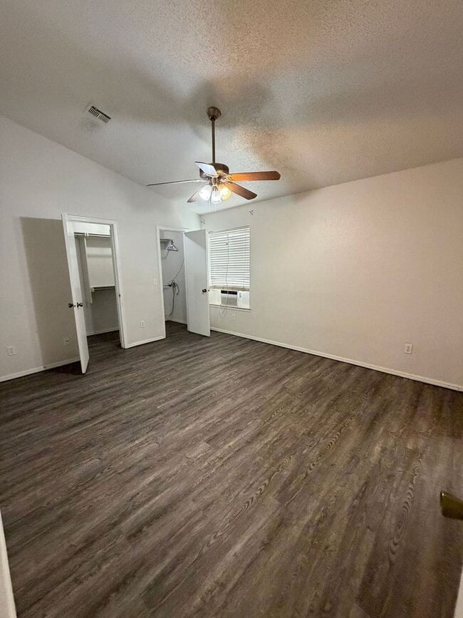 Building Photo - Completely Remodeled 2 Story Duplex - Putnam City Schools - Must See