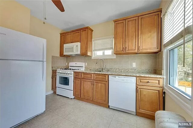 Building Photo - 430 Highland Ave