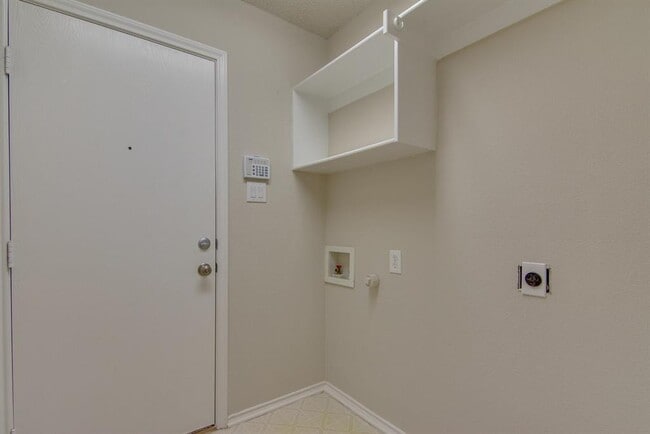 Building Photo - 507 Blueberry Hill Ln