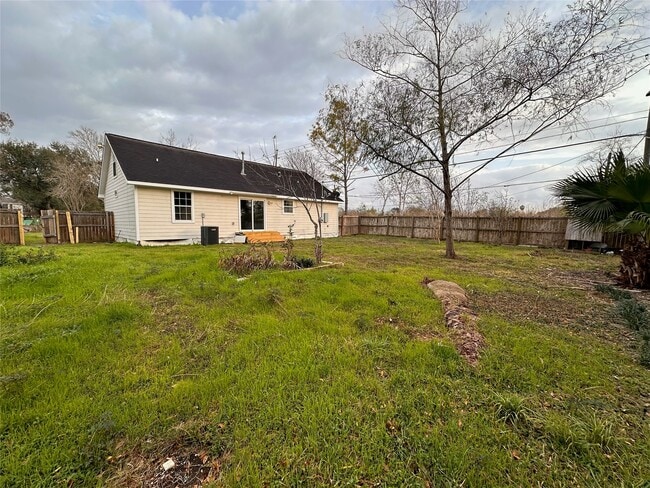 Building Photo - 15134 Alkay St