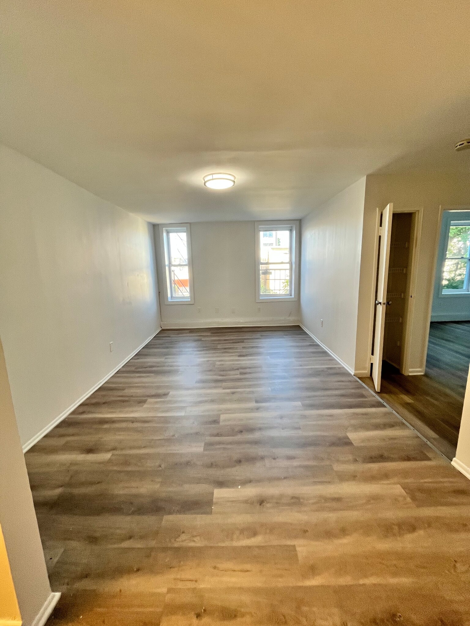 117 Wade St 2G - 121 Wade St