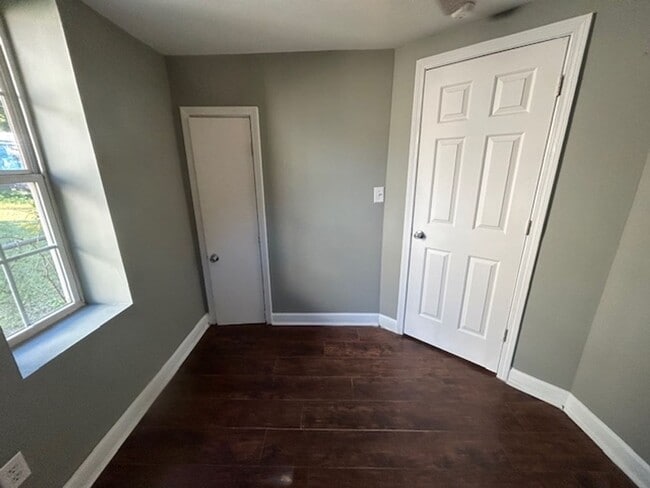 Building Photo - 3530 Beaumont Ave