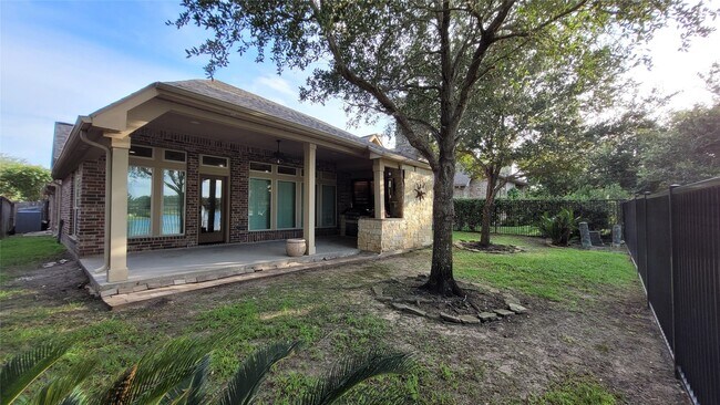 Building Photo - 16818 Talisker Dr