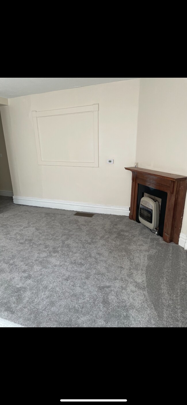 Building Photo - 1118 Kinneys Ln