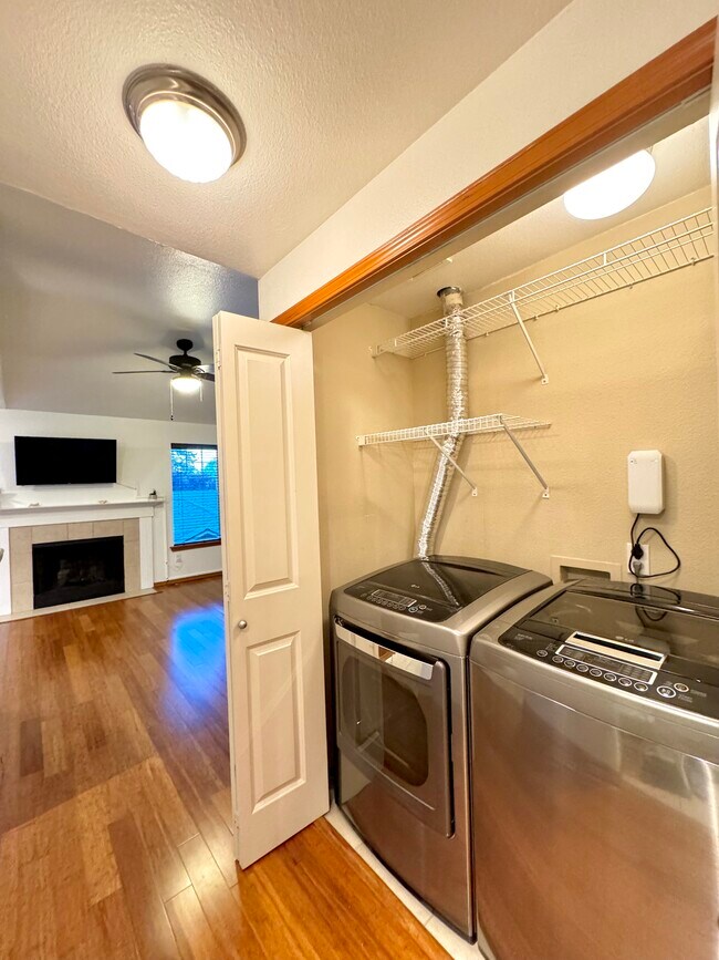 Building Photo - 11527 Highway 99