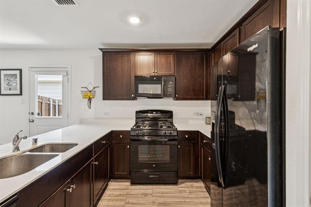 Building Photo - 7408 Bluebell Ln