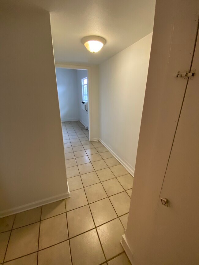 Building Photo - 7435 Garfield St