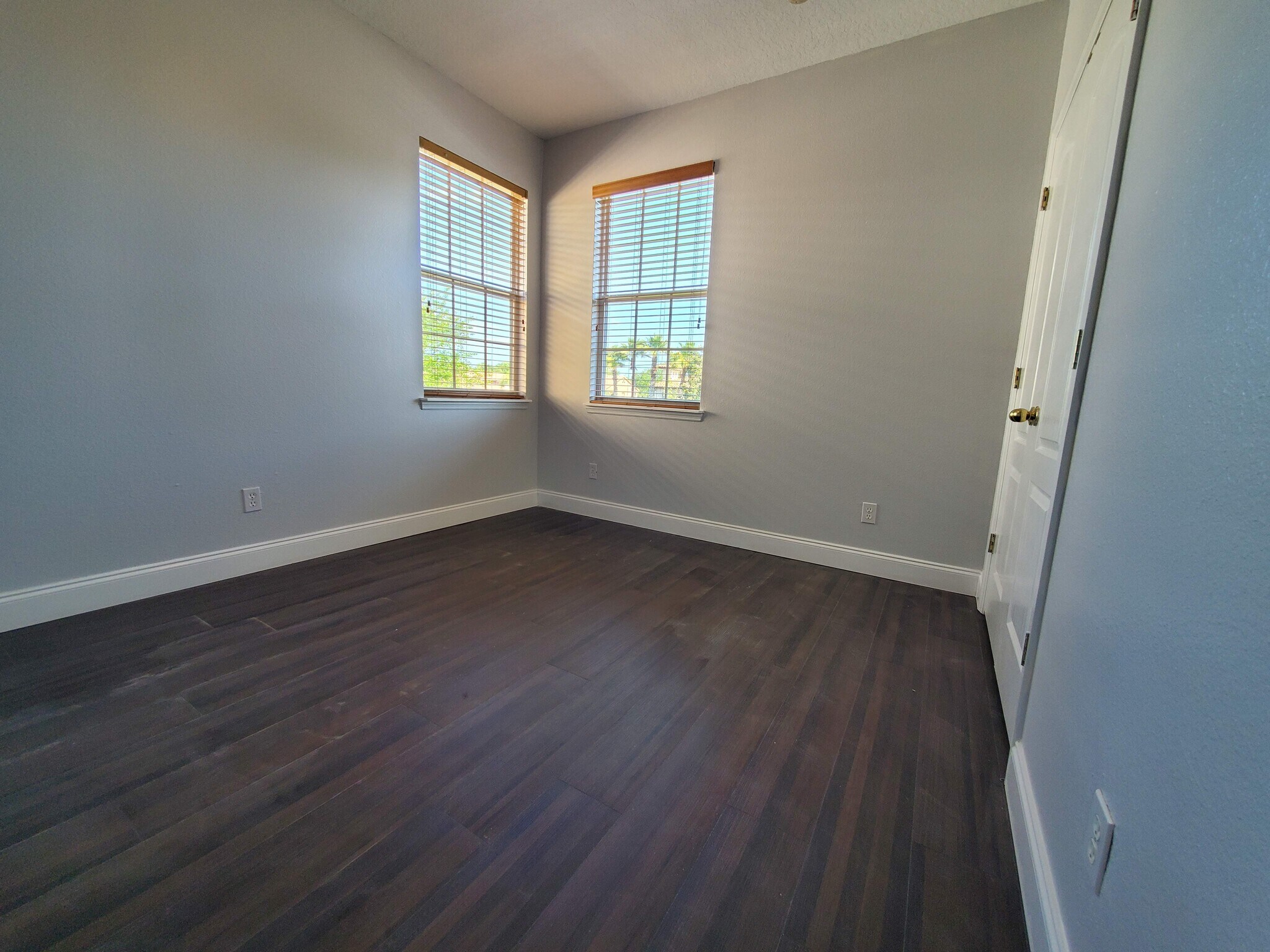 Building Photo - 4062 Markham Pl