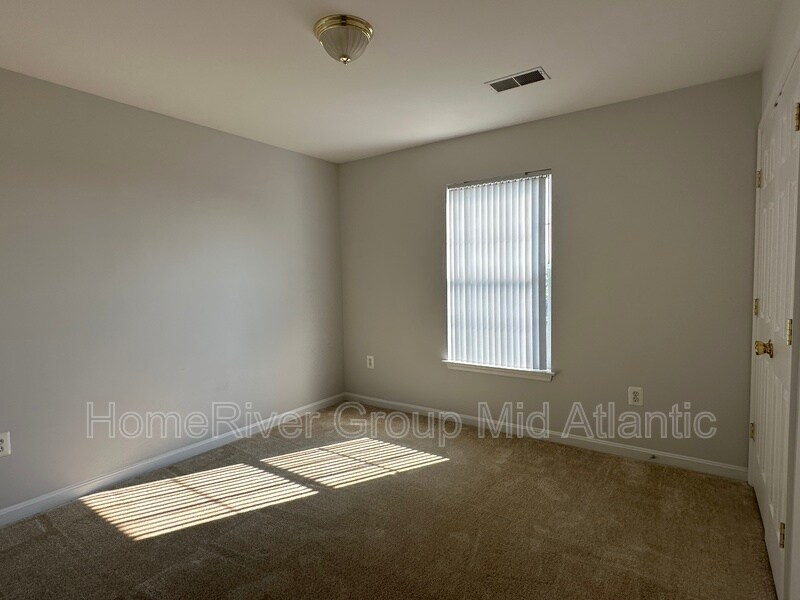 Building Photo - 15815 Meherrin Way