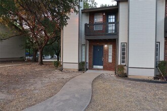 Building Photo - 1830 River Crossing Cir