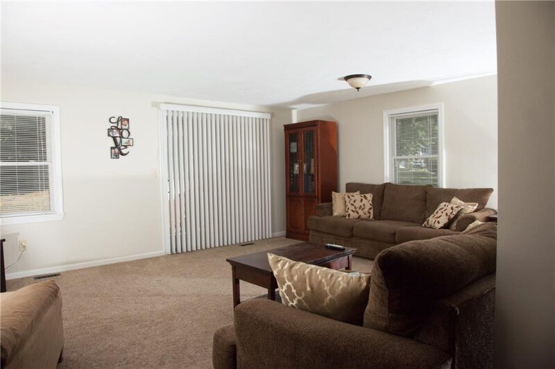 Building Photo - 200 Heroux Blvd
