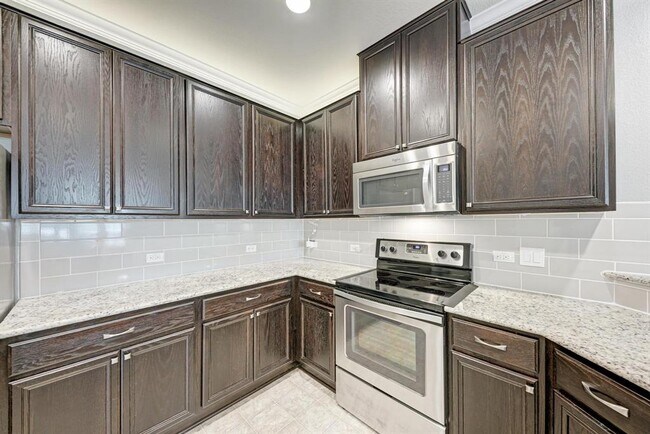 Building Photo - 1412 Berlin Ln