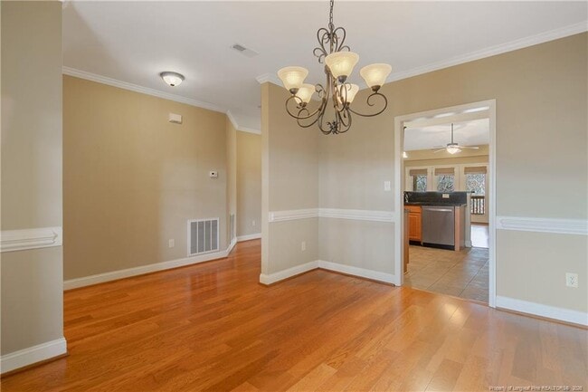 Building Photo - 1611 Bluffside Dr