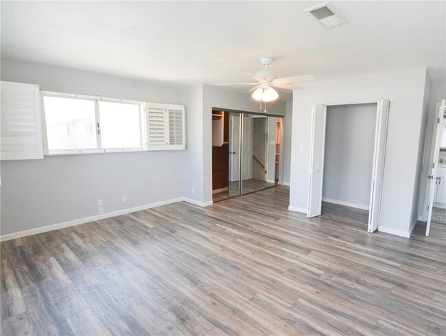 Building Photo - Updated Coastal Home with Studio Unit & Solar in Ocean Beach