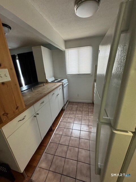 Building Photo - 9 -2 Kent Ct