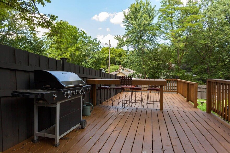 Building Photo - 1427 Sumner Ave