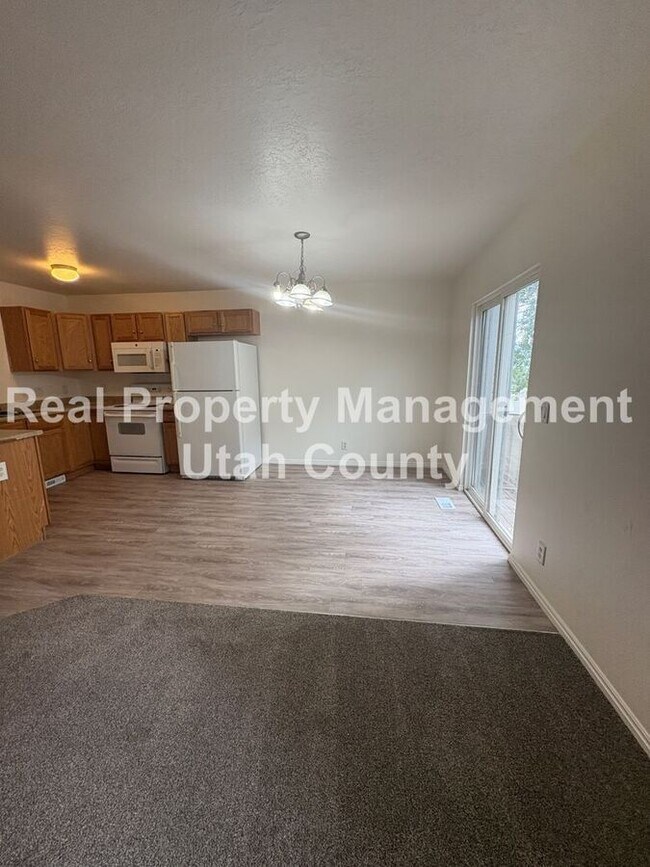 Building Photo - 2889 N Bridalwood Loop