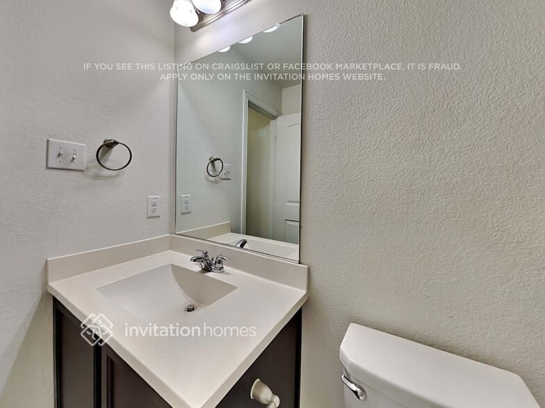 Building Photo - 1341 Rembrandt Dr