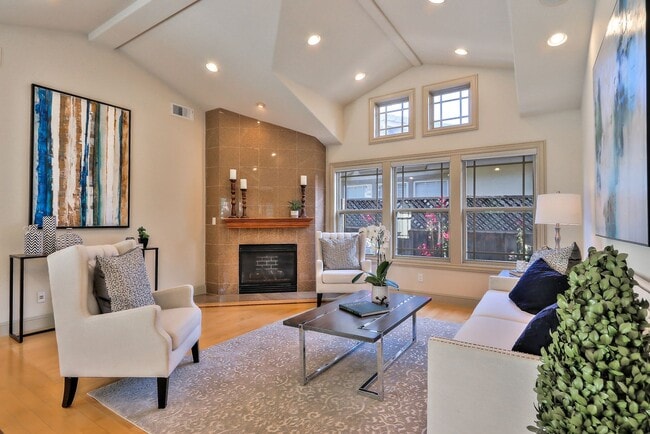 Building Photo - Saratoga 5 Bedrooms with Free Electricity from Solar System