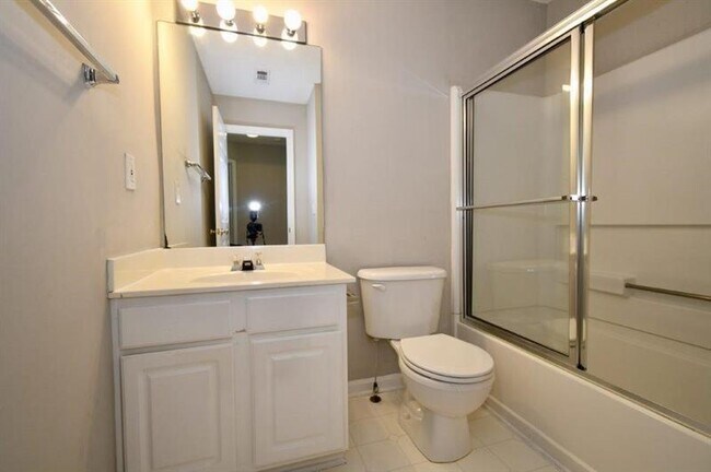 Building Photo - 3905 Timbercreek Cir