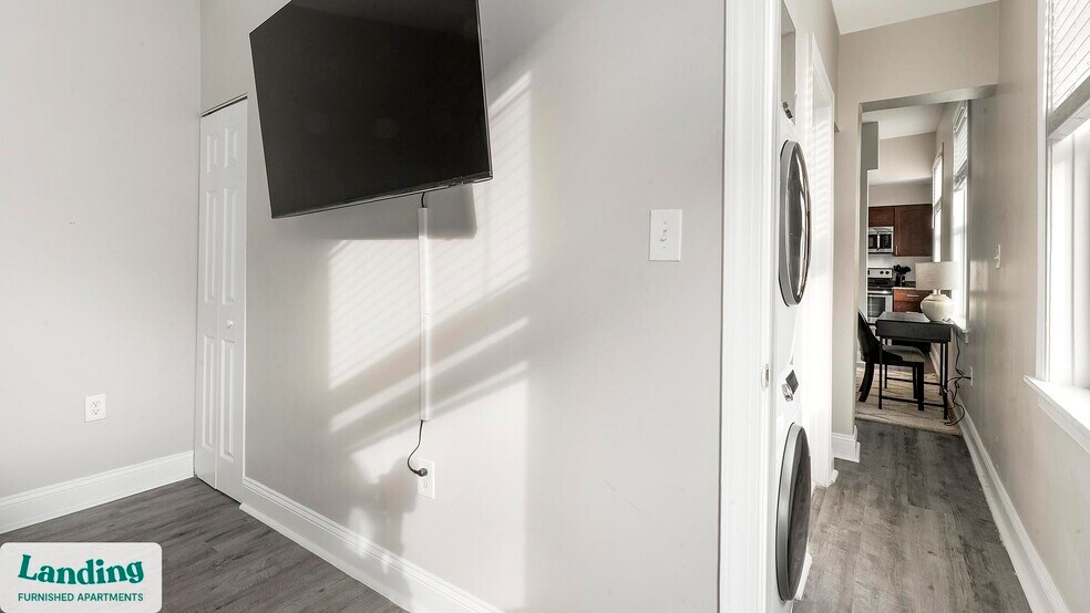 Building Photo - 617 W Lexington St