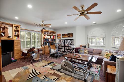 Building Photo - 22359 N Summit Ridge Cir