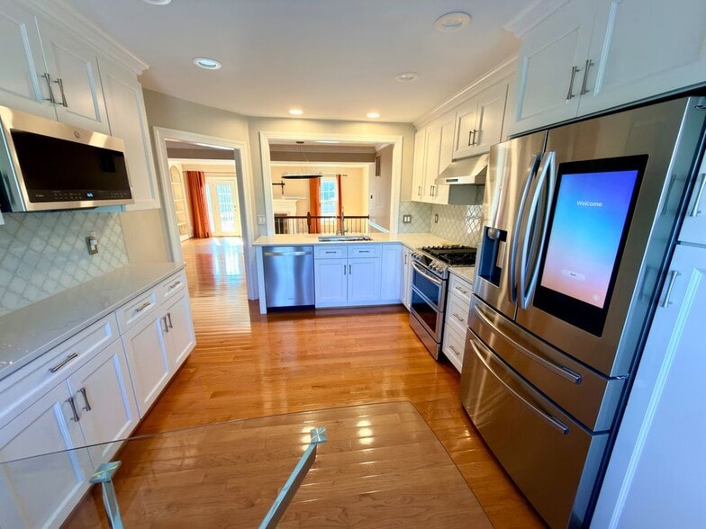 Building Photo - 4722 Minor Cir
