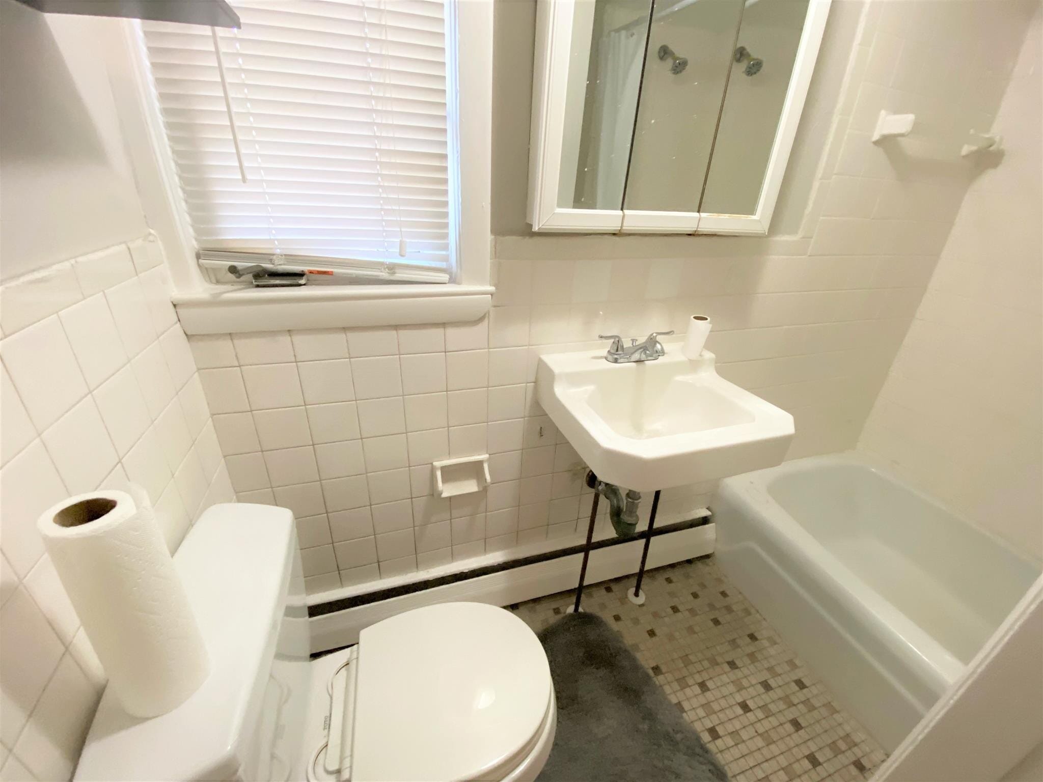 Building Photo - 7 Elmer St