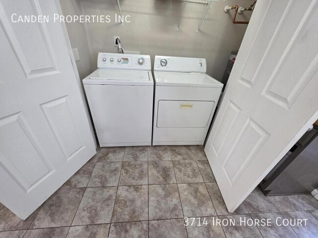 Building Photo - 3714 Iron Horse Court