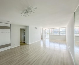 Building Photo - 250 174th St