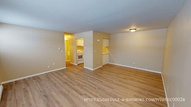 Building Photo - 405 E Park-34