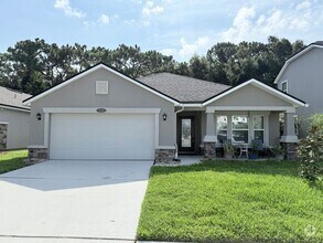 Building Photo - 4 Bedroom Home