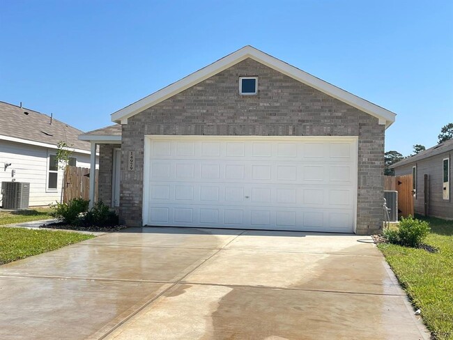 Building Photo - 14979 Ascot Bend Cir