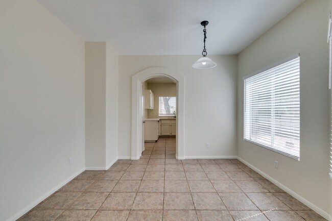 Building Photo - Charming 3-Bedroom Single-Story Home in Elkhorn!