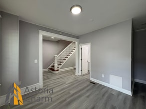 Building Photo - Rent Offers Accepted!