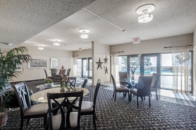 Building Photo - 4141 Bayshore Blvd