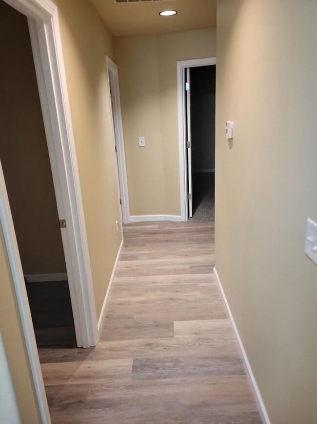 Building Photo - Quiet Area.1%-