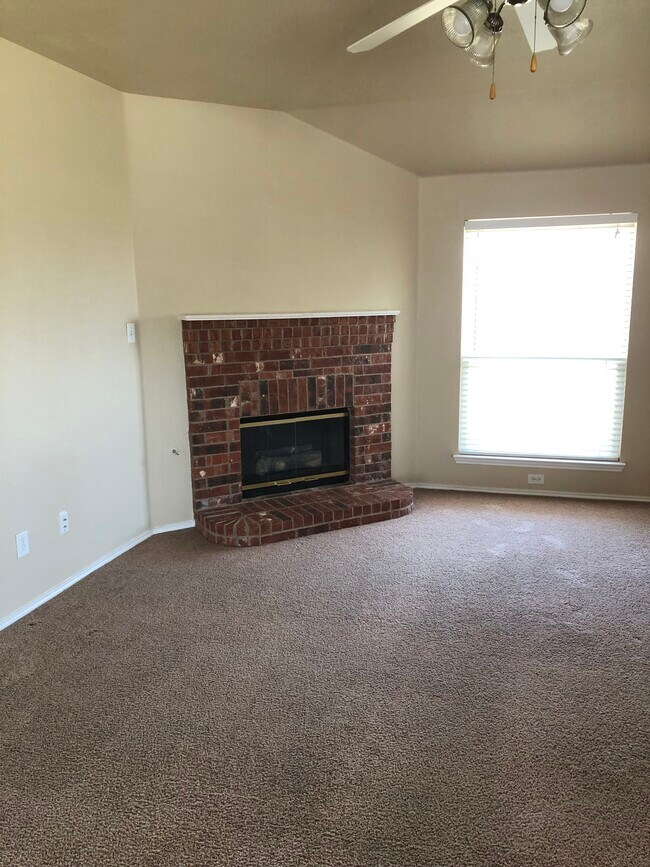 Building Photo - 9187 Gaspard Ct